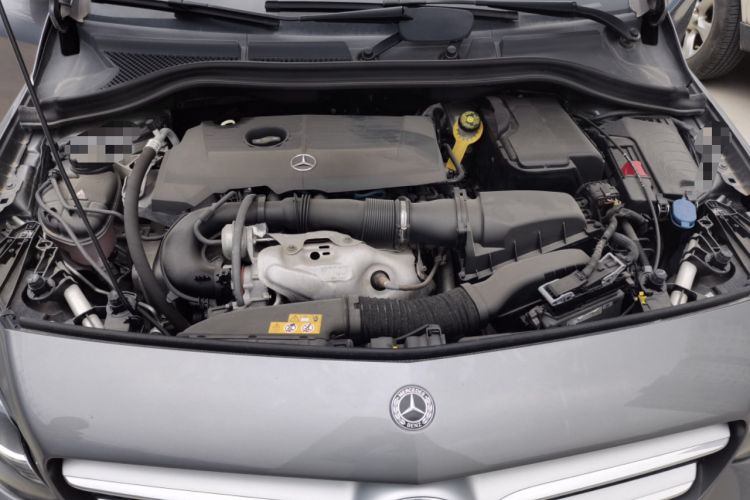 Used Mercedes-Benz B-Class 2018 B 200 Sport Edition Engine Bay