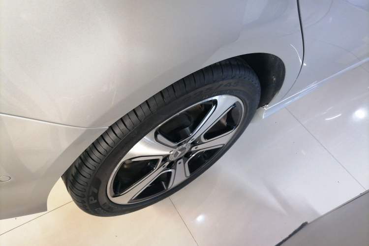 Used Mercedes-Benz B-Class 2018 B 200 Fashion Model Exterior 8