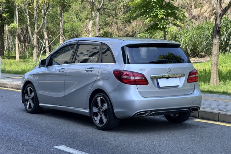 Used Mercedes-Benz B-Class 2018 B 200 Fashion Model Exterior 9