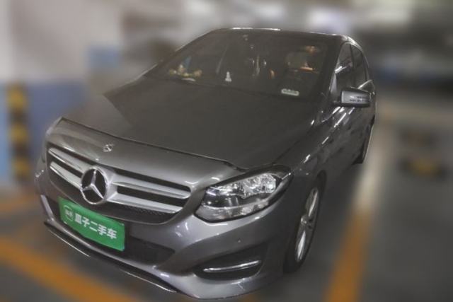 Mercedes-Benz B-Class 2018 B 200 Sport Edition usado