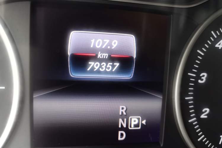 Used Mercedes-Benz B-Class 2018 B 200 Sport Edition Odometer Close Up