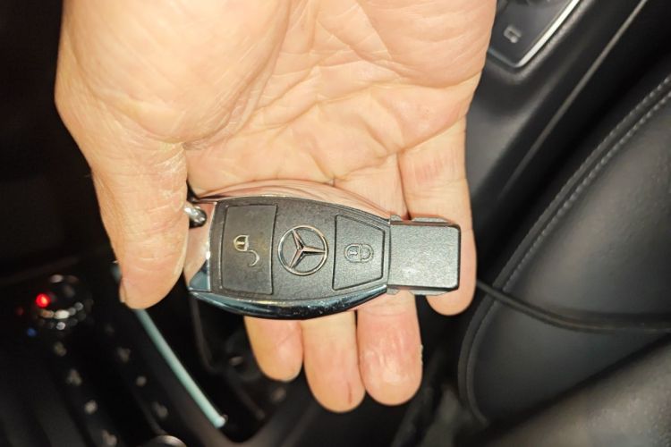 Used Mercedes-Benz B-Class 2018 B 200 Fashion Model Vehicle Key