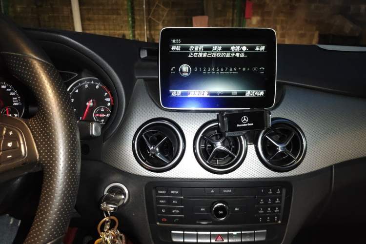 Used Mercedes-Benz B-Class 2018 B 200 Sport Edition Audio And AC Panel
