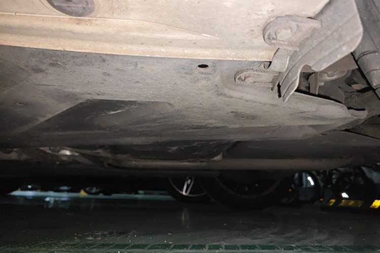 Used Mercedes-Benz B-Class 2018 B 200 Sport Edition Chassis Rear Left