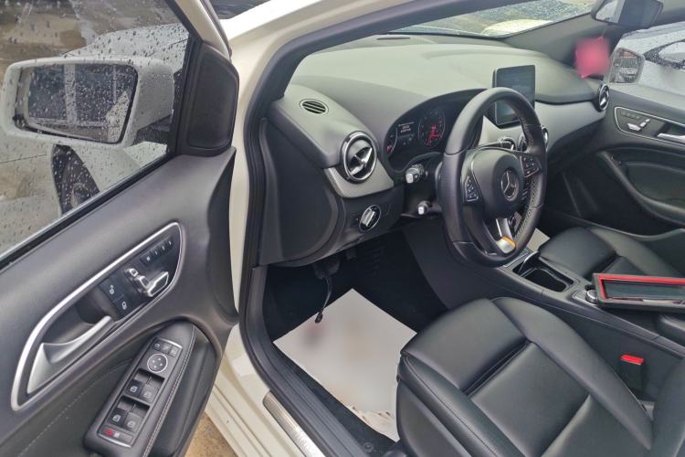 Used Mercedes-Benz B-Class 2018 B 200 Fashion Model Driver Seat