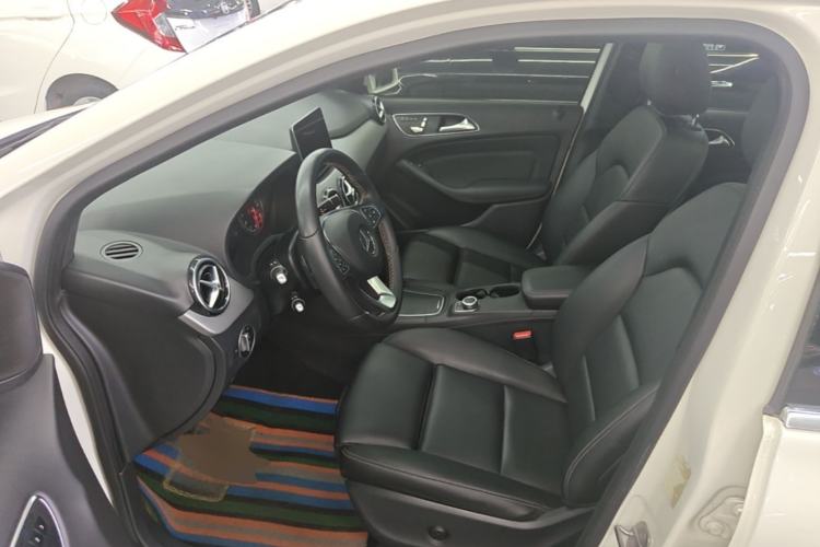 Used Mercedes-Benz B-Class 2018 B 200 Fashion Model Driver Seat