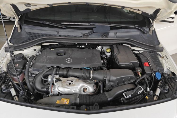 Used Mercedes-Benz B-Class 2018 B 200 Sport Edition Engine Bay