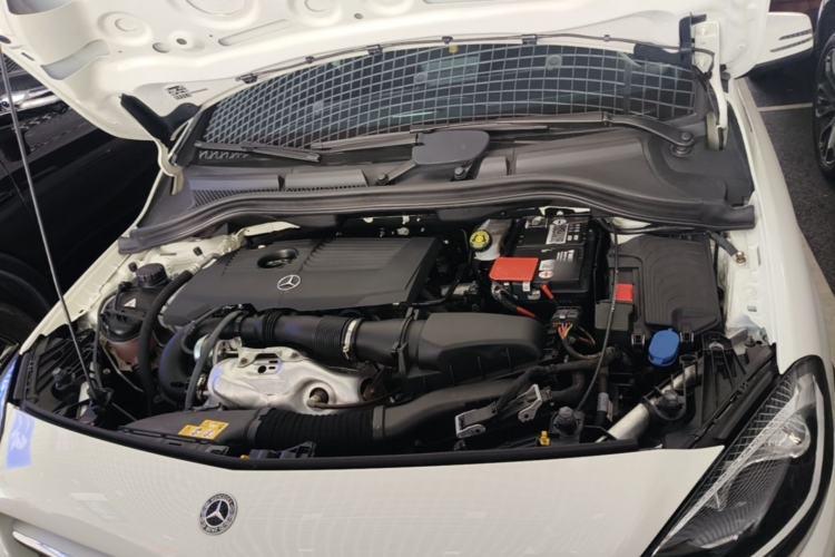 Used Mercedes-Benz B-Class 2018 B 200 Sport Edition Engine Bay