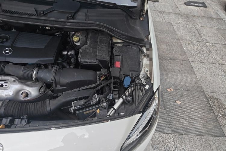 Used Mercedes-Benz B-Class 2018 B 200 Fashion Model Engine Bay Left