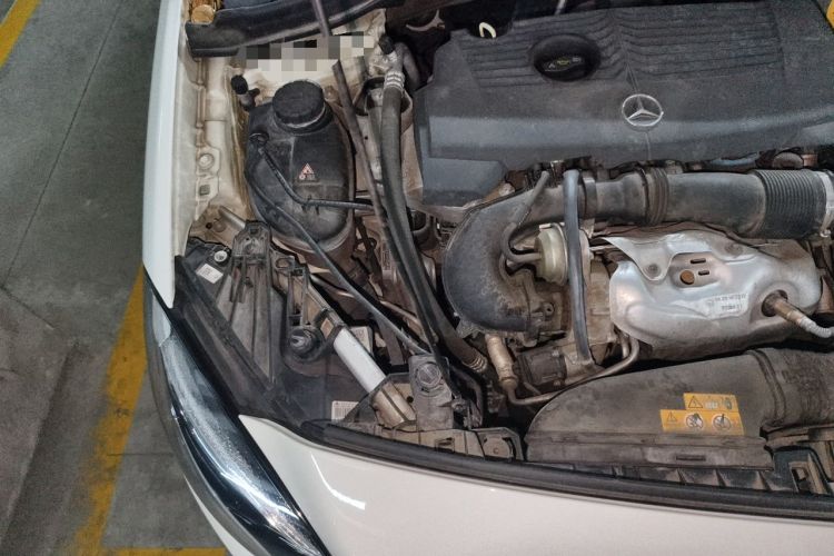 Used Mercedes-Benz B-Class 2018 B 200 Fashion Model Engine Bay Right