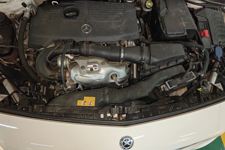 Used Mercedes-Benz B-Class 2018 B 200 Sport Edition Engine Bay