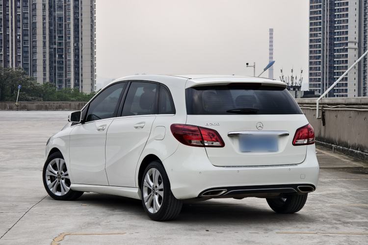 Used Mercedes-Benz B-Class 2018 B 200 Sport Edition Exterior 1