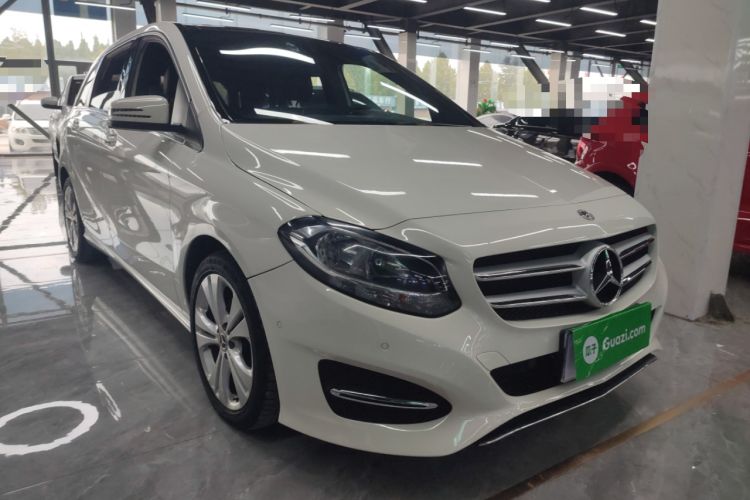 Used Mercedes-Benz B-Class 2018 B 200 Sport Edition Exterior 2
