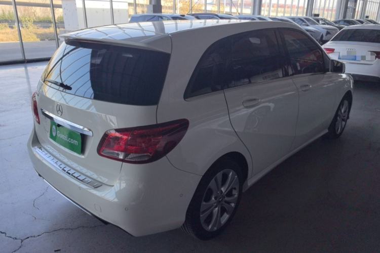 Used Mercedes-Benz B-Class 2018 B 200 Sport Edition Exterior 3