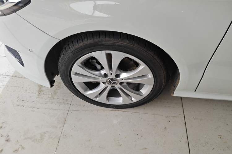Used Mercedes-Benz B-Class 2018 B 200 Sport Edition Exterior 4