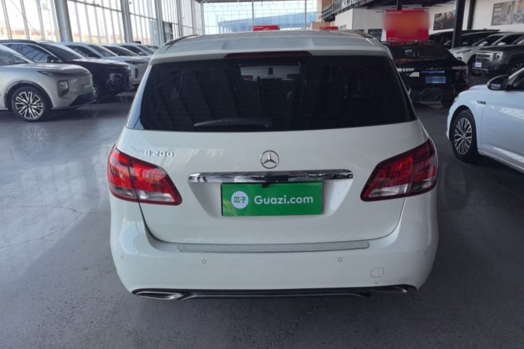Used Mercedes-Benz B-Class 2018 B 200 Sport Edition Exterior 4
