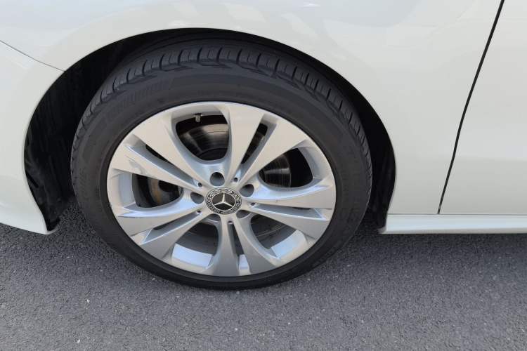 Used Mercedes-Benz B-Class 2018 B 200 Sport Edition Exterior 5