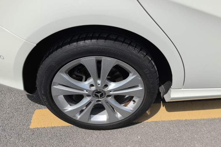 Used Mercedes-Benz B-Class 2018 B 200 Sport Edition Exterior 7
