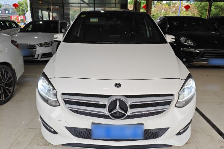 Used Mercedes-Benz B-Class 2018 B 200 Sport Edition Front
