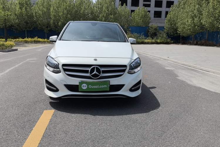 Used Mercedes-Benz B-Class 2018 B 200 Sport Edition Front