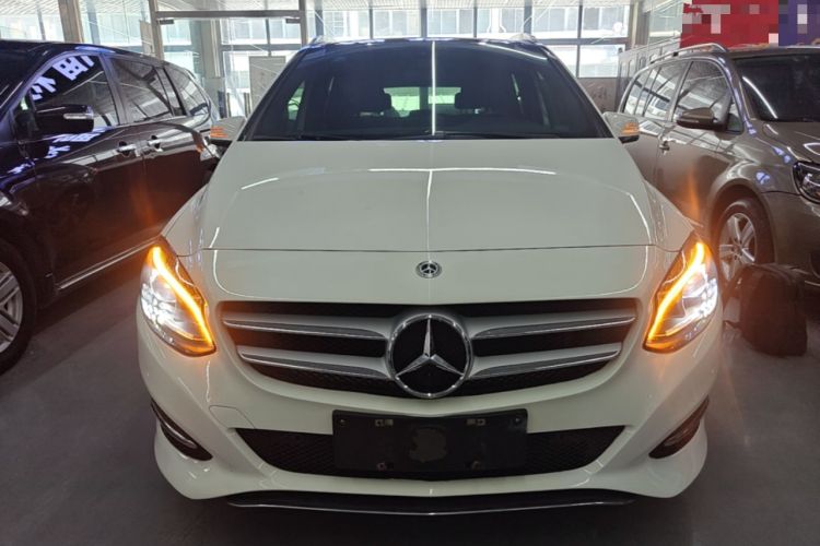 Used Mercedes-Benz B-Class 2018 B 200 Fashion Model Front