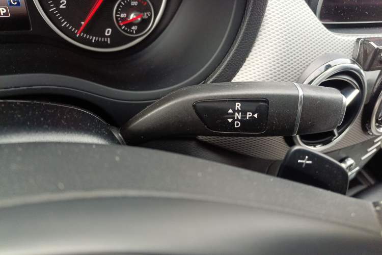 Used Mercedes-Benz B-Class 2018 B 200 Sport Edition Gear Lever