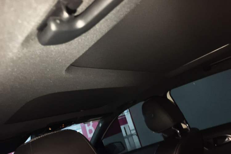 Used Mercedes-Benz B-Class 2018 B 200 Sport Edition Headliner