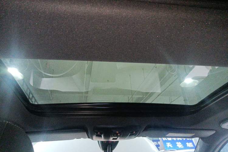 Used Mercedes-Benz B-Class 2018 B 200 Fashion Model Headliner