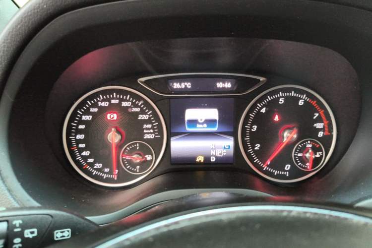 Used Mercedes-Benz B-Class 2018 B 200 Sport Edition Instrument Cluster