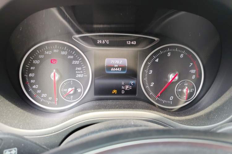 Used Mercedes-Benz B-Class 2018 B 200 Sport Edition Instrument Cluster