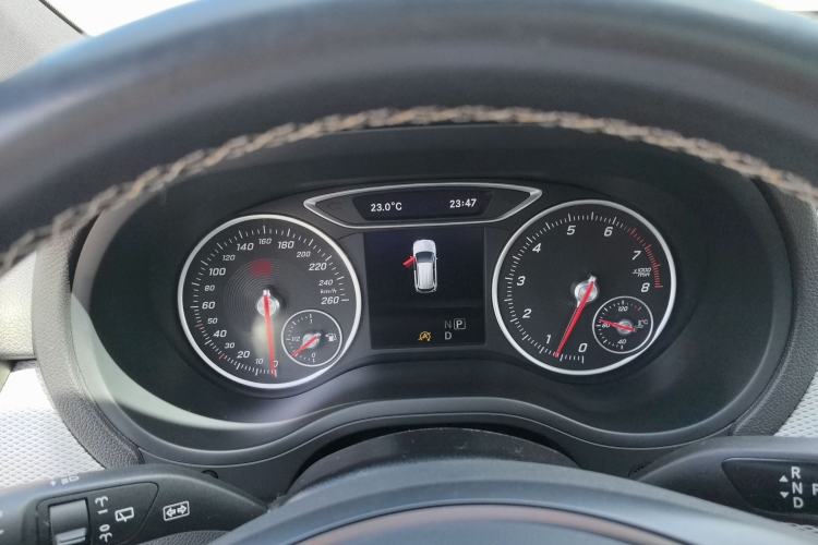Used Mercedes-Benz B-Class 2018 B 200 Sport Edition Instrument Cluster