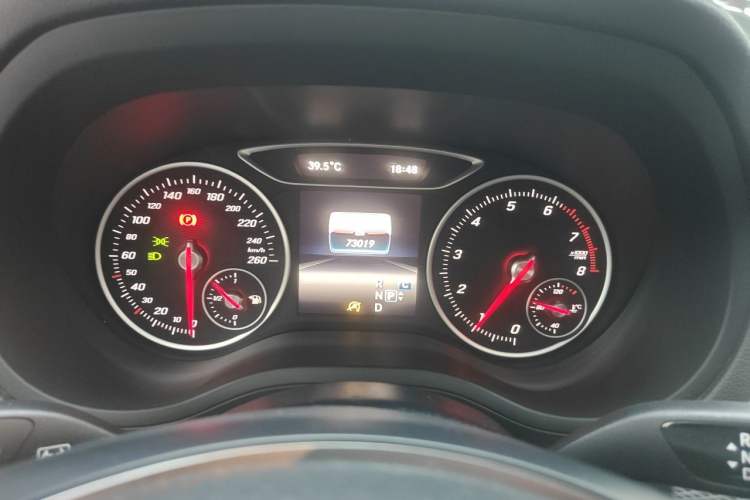 Used Mercedes-Benz B-Class 2018 B 200 Fashion Model Instrument Cluster