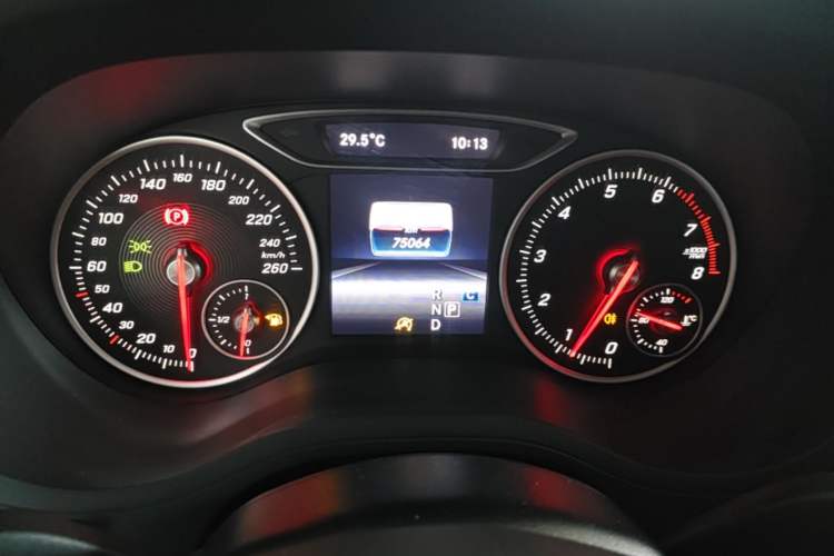 Used Mercedes-Benz B-Class 2018 B 200 Sport Edition Instrument Cluster