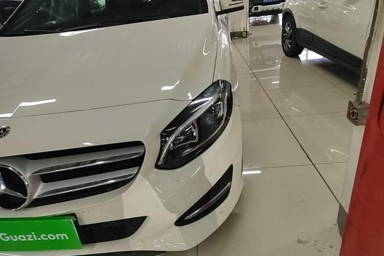 Used Mercedes-Benz B-Class 2018 B 200 Fashion Model Left Front Headlight