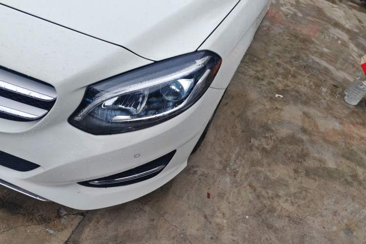 Used Mercedes-Benz B-Class 2018 B 200 Fashion Model Left Front Headlight
