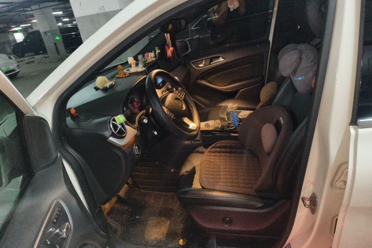 Used Mercedes-Benz B-Class 2018 B 200 Fashion Model Left Front Seat