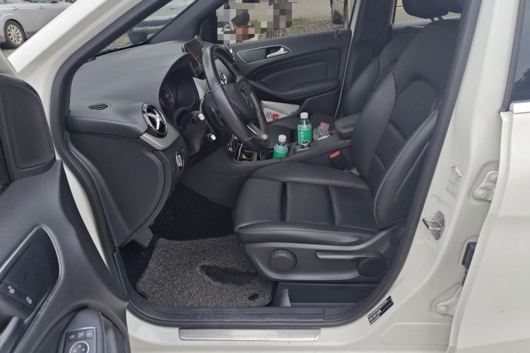 Used Mercedes-Benz B-Class 2018 B 200 Sport Edition Left Front Seat