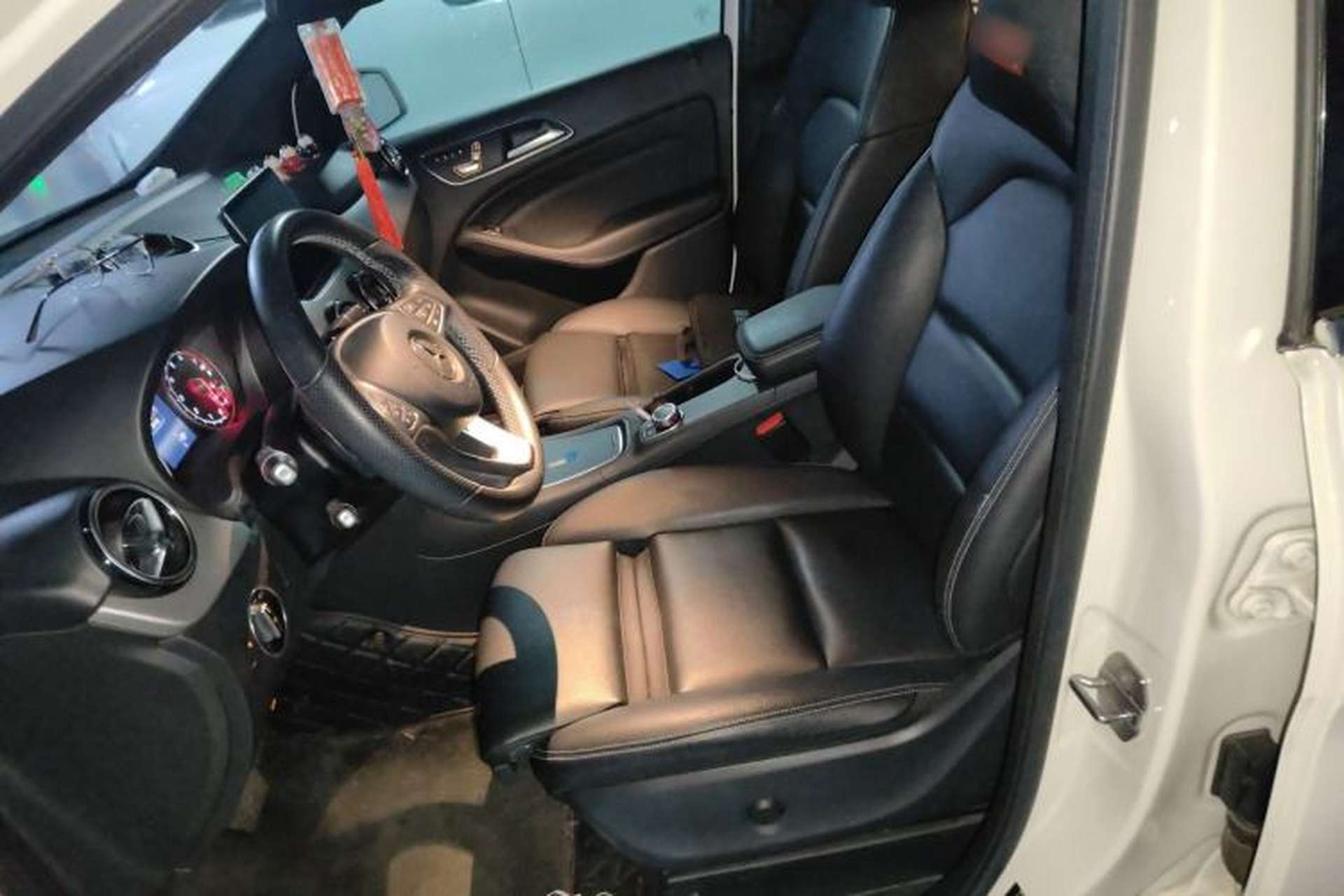 Used Mercedes-Benz B-Class 2018 B 200 Fashion Model Left Front Seat