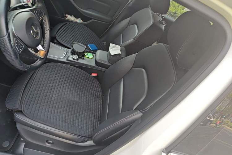 Used Mercedes-Benz B-Class 2018 B 200 Fashion Model Left Front Seat