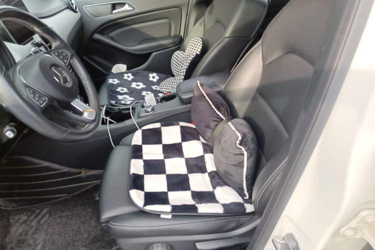 Used Mercedes-Benz B-Class 2018 B 200 Sport Edition Left Front Seat