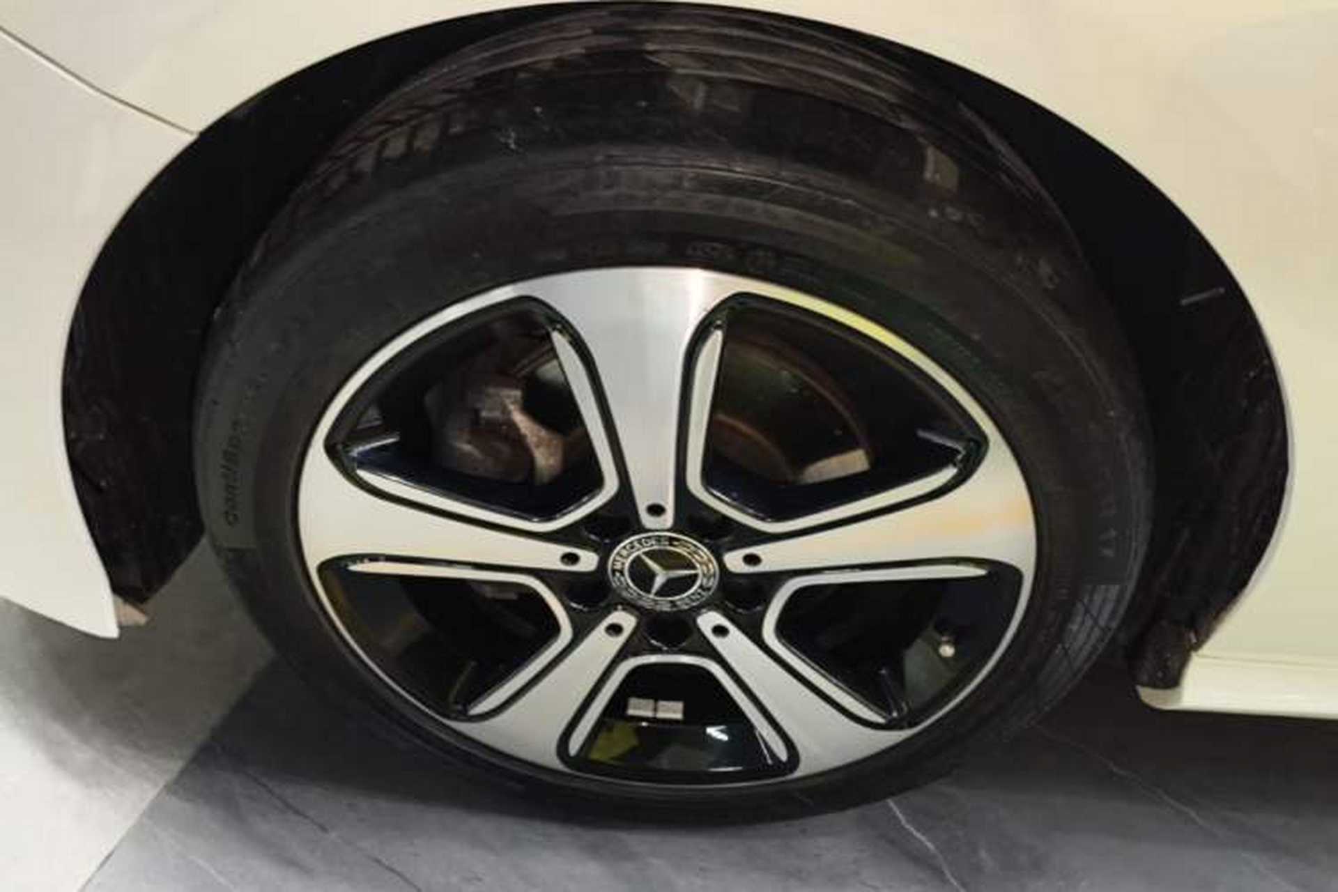 Used Mercedes-Benz B-Class 2018 B 200 Fashion Model Left Front Wheel Hub