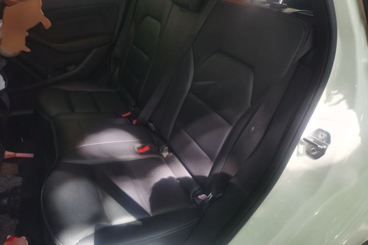 Used Mercedes-Benz B-Class 2018 B 200 Sport Edition Left Rear Seat