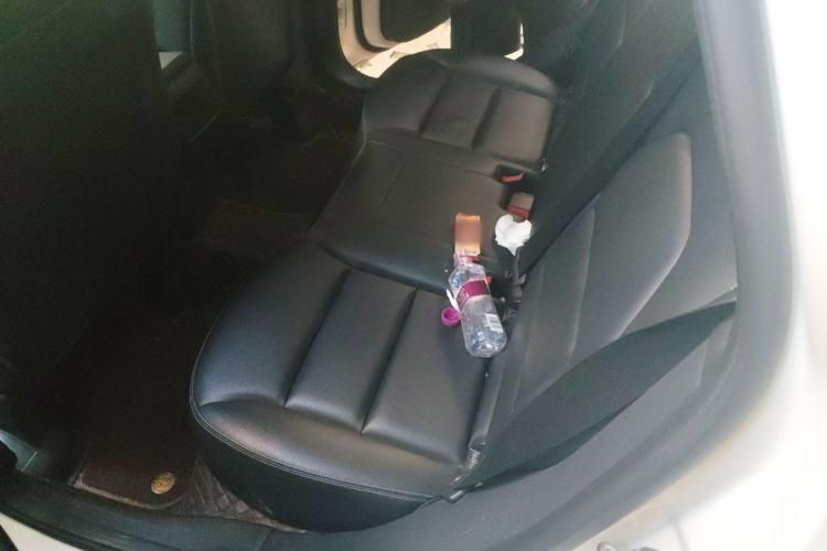 Used Mercedes-Benz B-Class 2018 B 200 Sport Edition Left Rear Seat