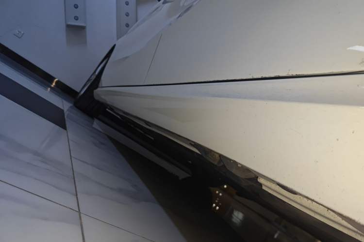 Used Mercedes-Benz B-Class 2018 B 200 Sport Edition Left Side Sill