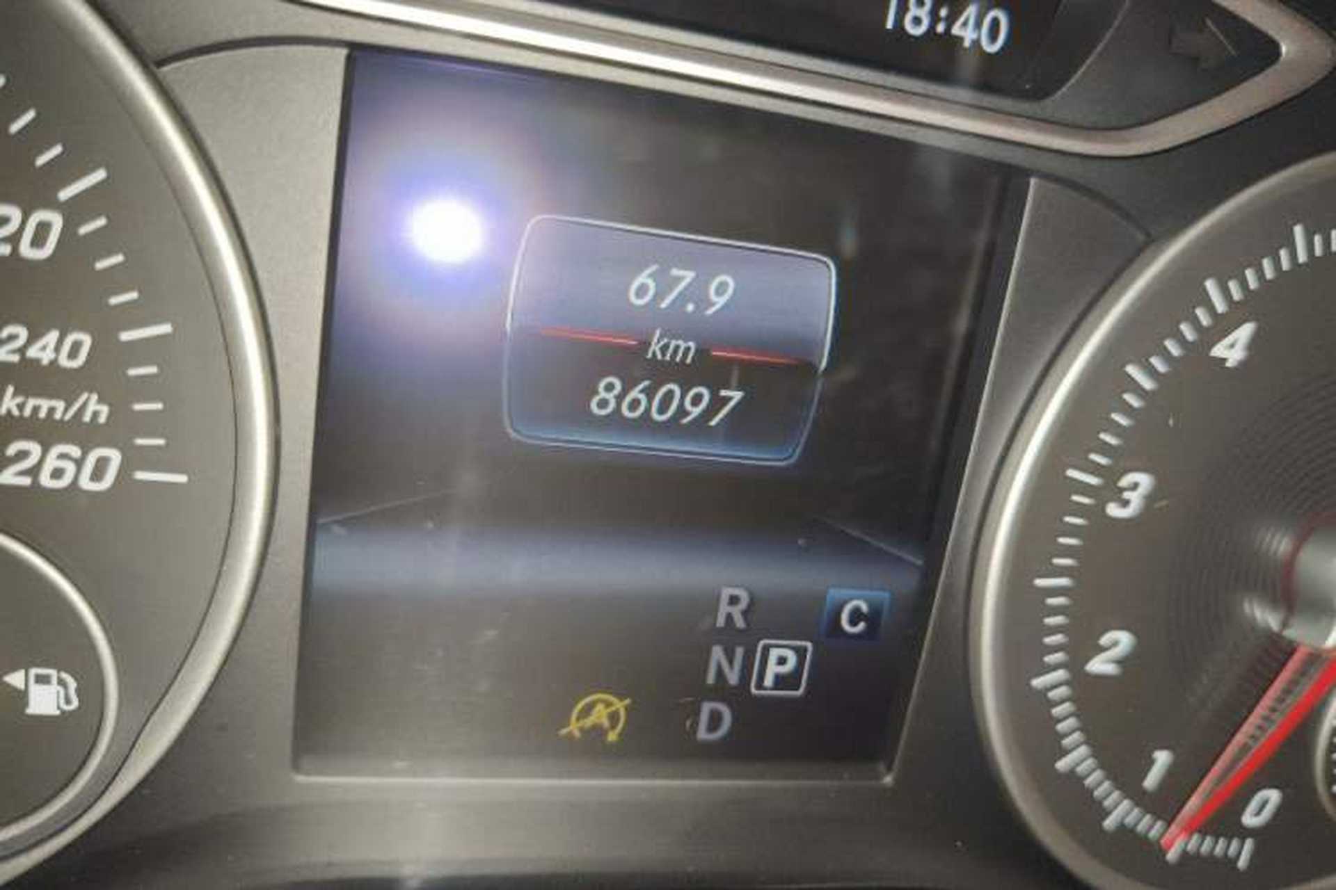 Used Mercedes-Benz B-Class 2018 B 200 Fashion Model Odometer Close Up