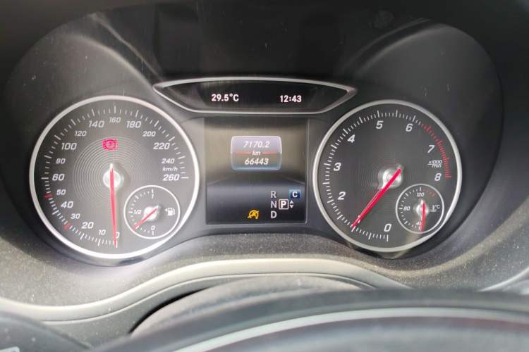 Used Mercedes-Benz B-Class 2018 B 200 Sport Edition Odometer Close Up