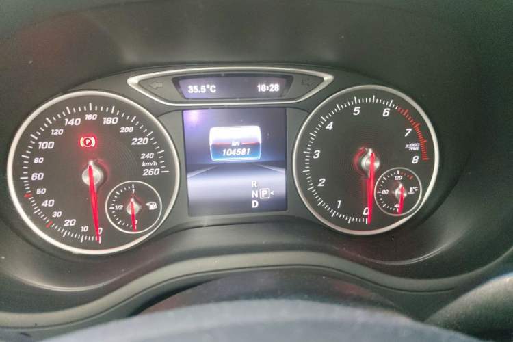 Used Mercedes-Benz B-Class 2018 B 200 Sport Edition Odometer Close Up