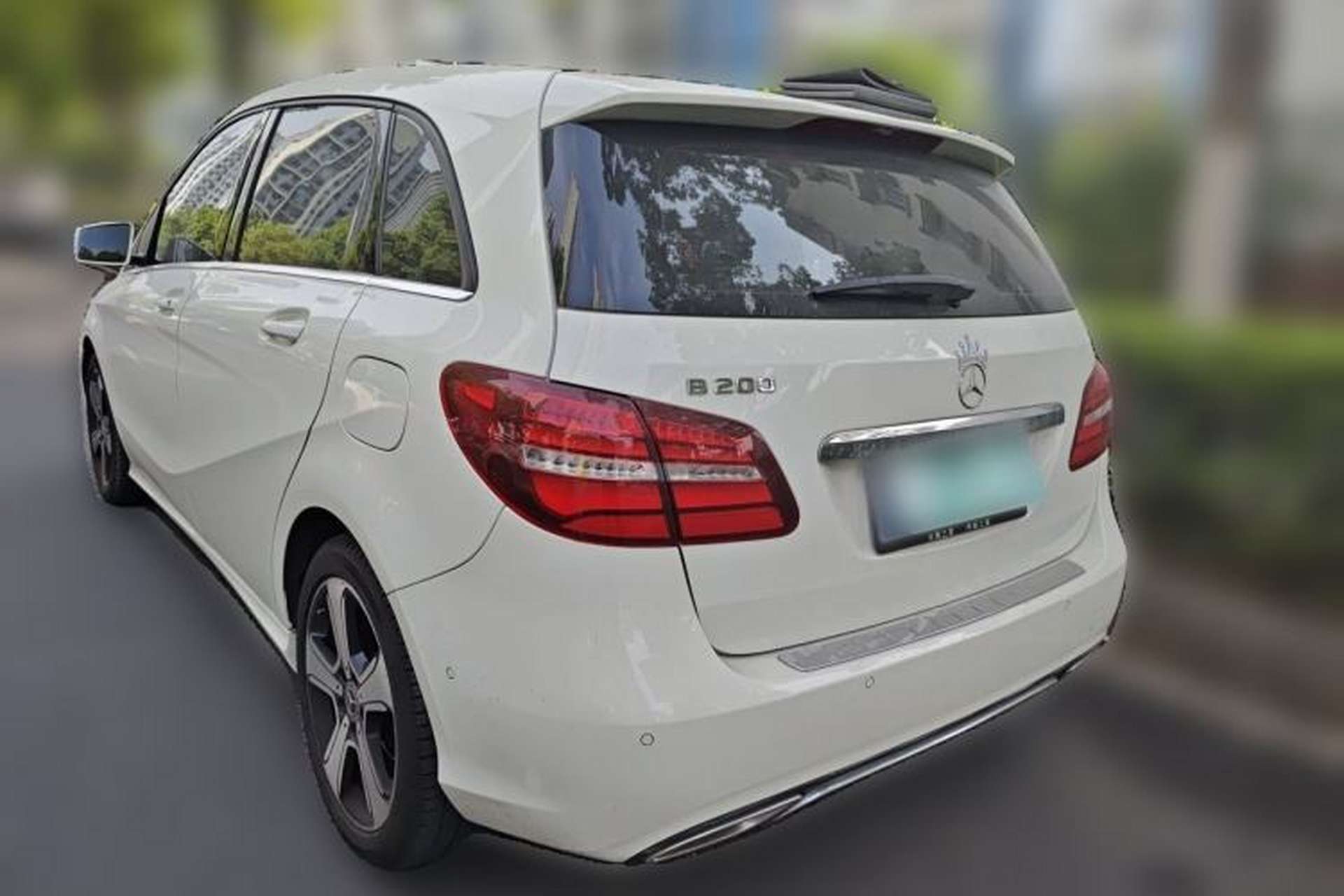 Used Mercedes-Benz B-Class 2018 B 200 Fashion Model Rear Left 45 Deg