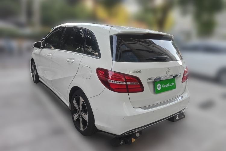 Used Mercedes-Benz B-Class 2018 B 200 Fashion Model Rear Left 45 Deg