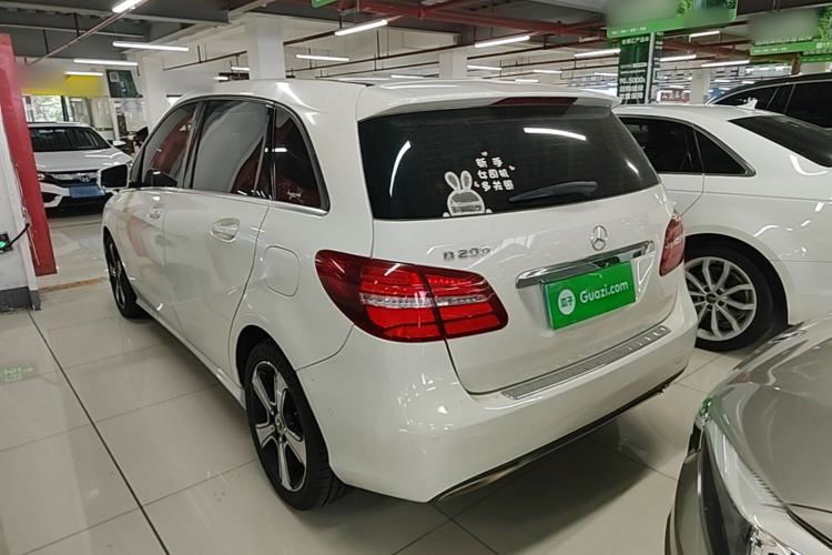Used Mercedes-Benz B-Class 2018 B 200 Fashion Model Rear Left 45 Deg
